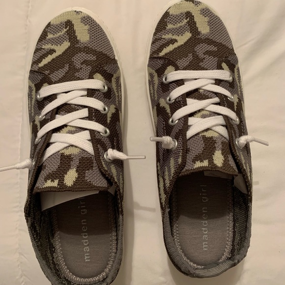 New Madden Girl Marisa-K Camo Knit, Size 9 - Picture 5 of 8